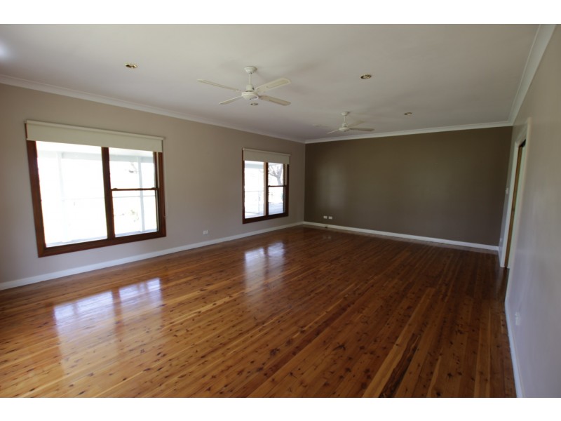 681 New England Highway, Muswellbrook NSW 2333