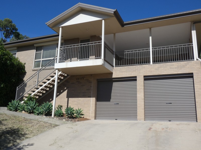 27 Lou Fisher Place, Muswellbrook NSW 2333