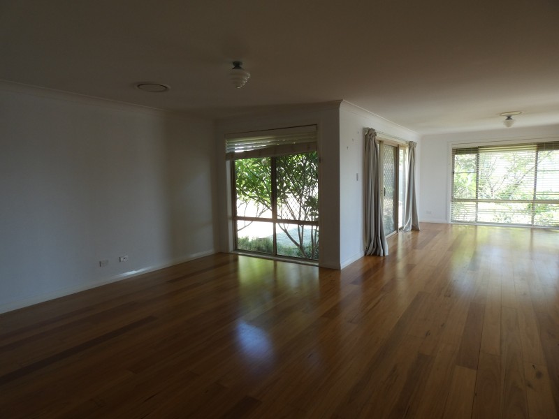 27 Lou Fisher Place, Muswellbrook NSW 2333