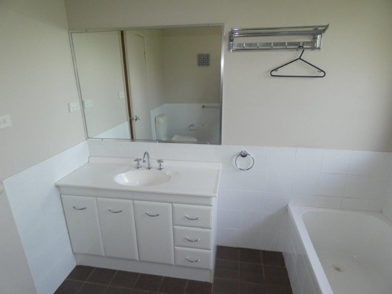 39 Bimbadeen Drive, Muswellbrook NSW 2333