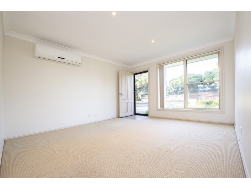2/2A Merino Street, Denman NSW 2328