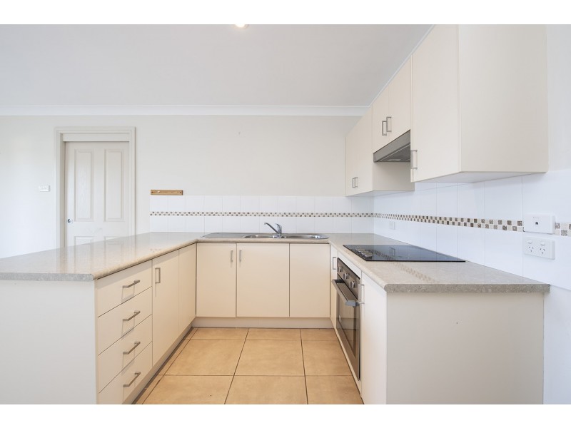 2/2A Merino Street, Denman NSW 2328