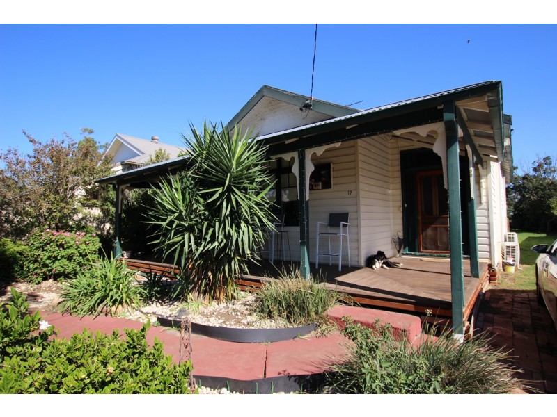 17 Barrett Street, Muswellbrook NSW 2333