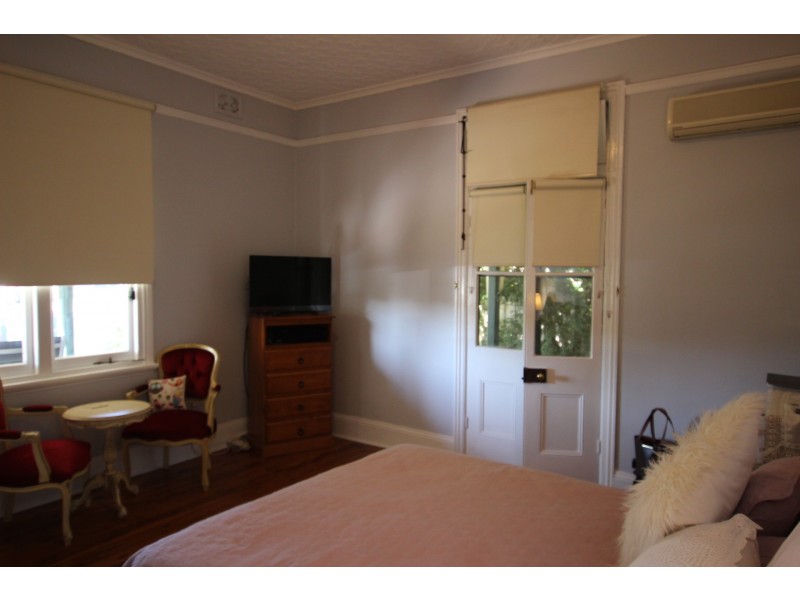 17 Barrett Street, Muswellbrook NSW 2333