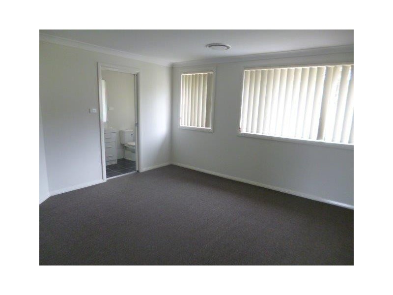 8 Lou Fisher Place, Muswellbrook NSW 2333