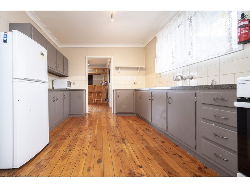 2 Midanga Avenue, Muswellbrook NSW 2333