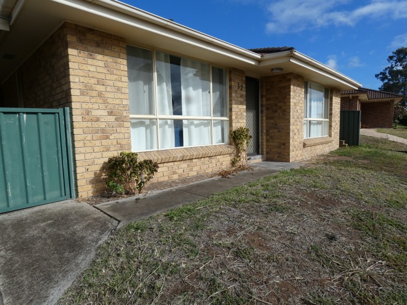 37 Calgaroo Avenue, Muswellbrook NSW 2333