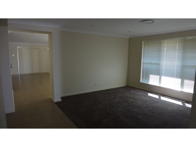 8 Pendula Way, Denman NSW 2328