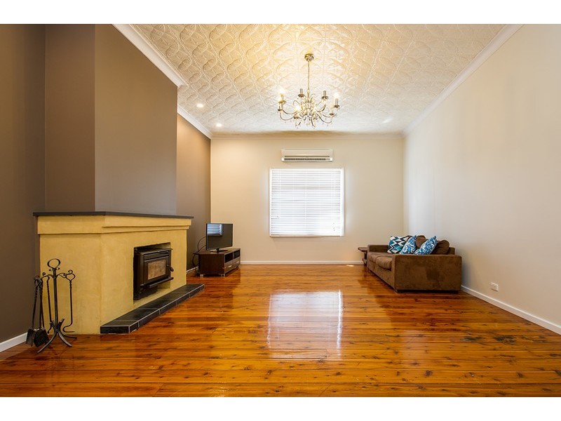 90 Sydney Street, Muswellbrook NSW 2333