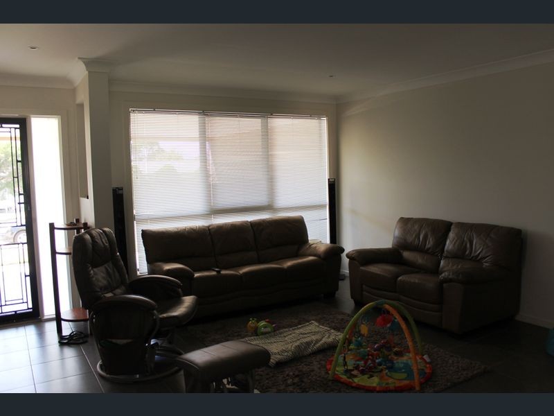 6 Almond Street, Denman NSW 2328