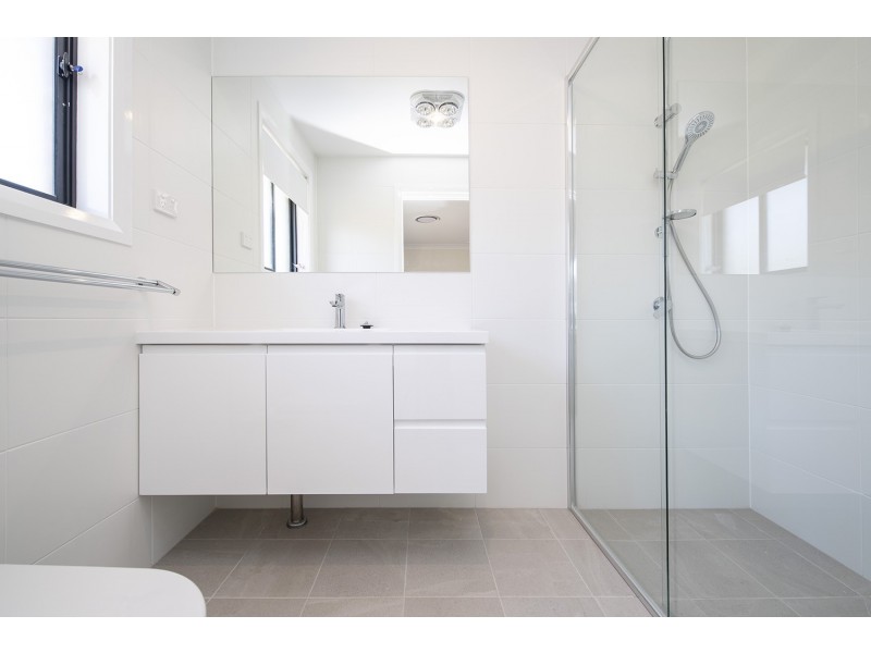 5 Somerset Place, Scone NSW 2337