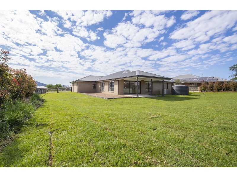 5 Somerset Place, Scone NSW 2337