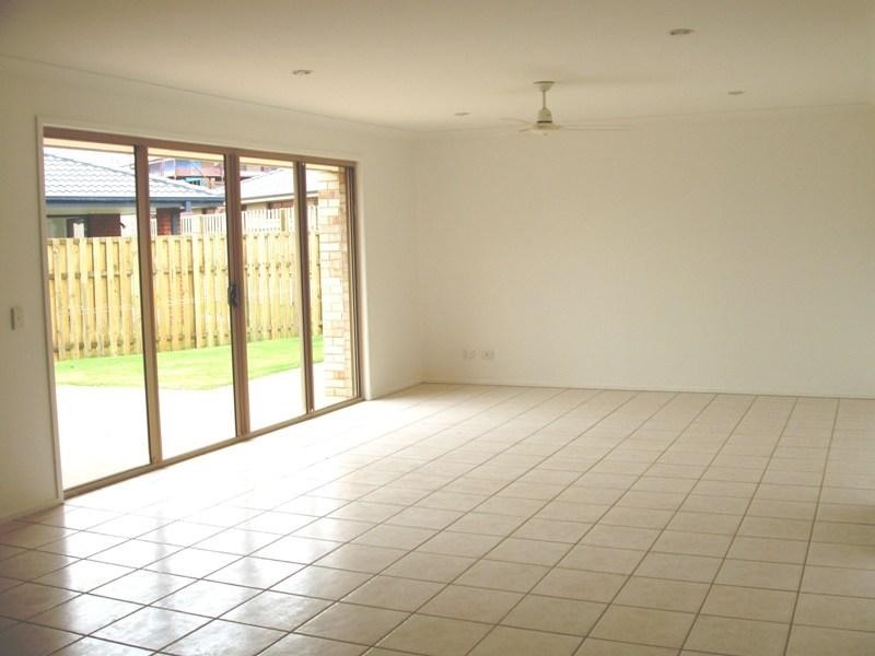 017 Almond Way, Caboolture QLD 4510