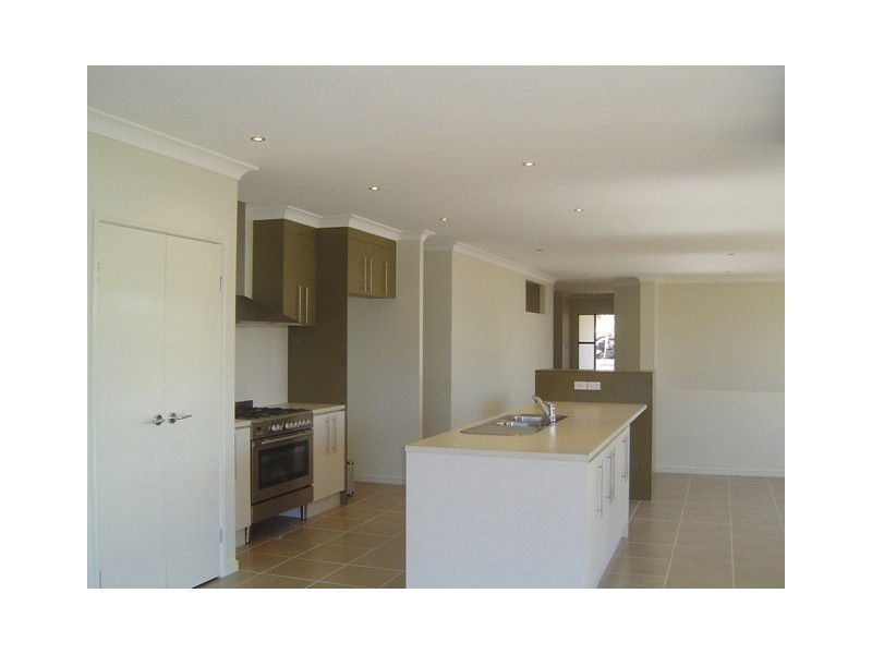 Augustine Heights QLD 4300