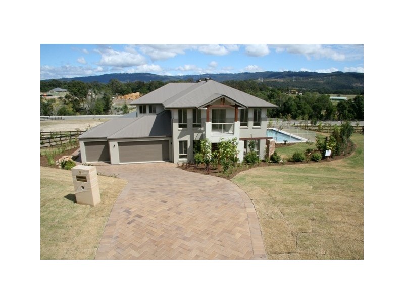 Maudsland QLD 4210