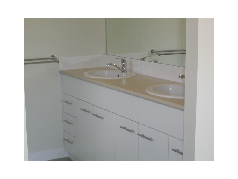 Augustine Heights QLD 4300