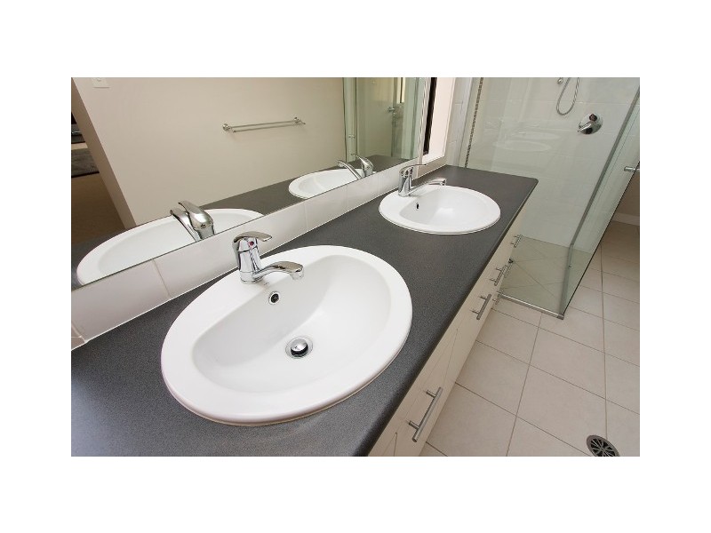 Augustine Heights QLD 4300