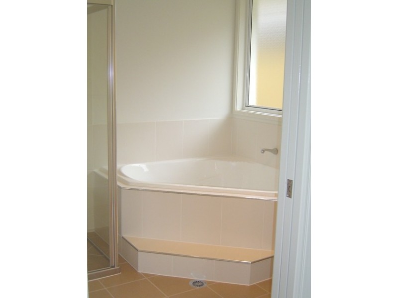 Augustine Heights QLD 4300