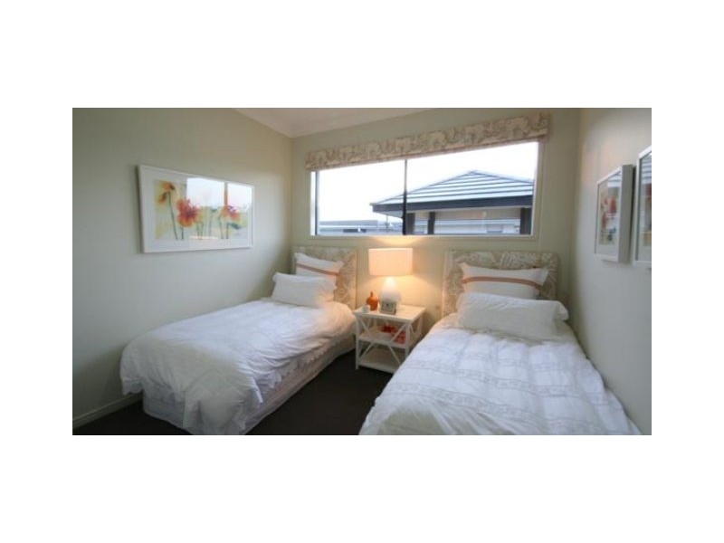 North Lakes QLD 4509