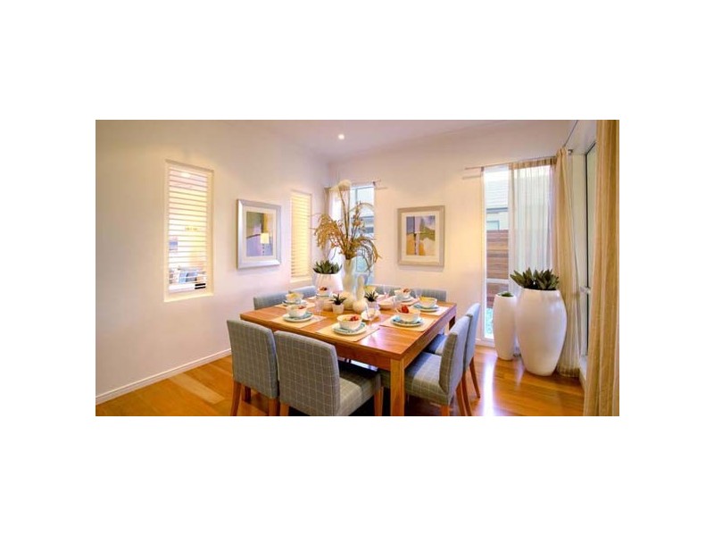 15 Tiller Street, Kawana Waters QLD 4575