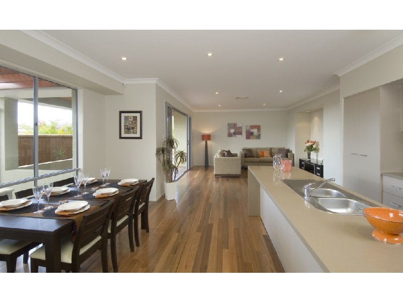 Pacific Pines QLD 4211