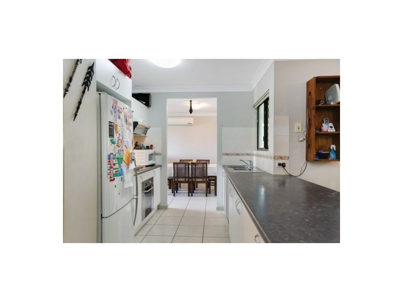 204 Timberlea Drive, Bentley Park QLD 4869
