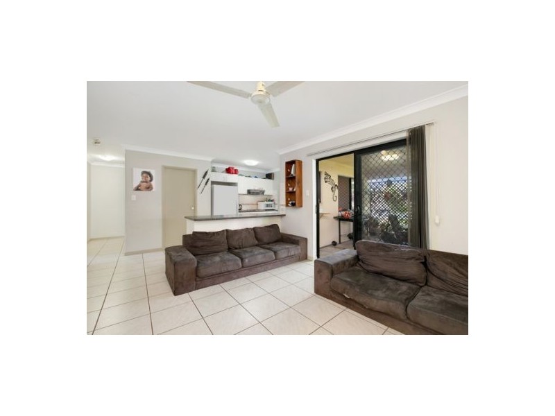 204 Timberlea Drive, Bentley Park QLD 4869