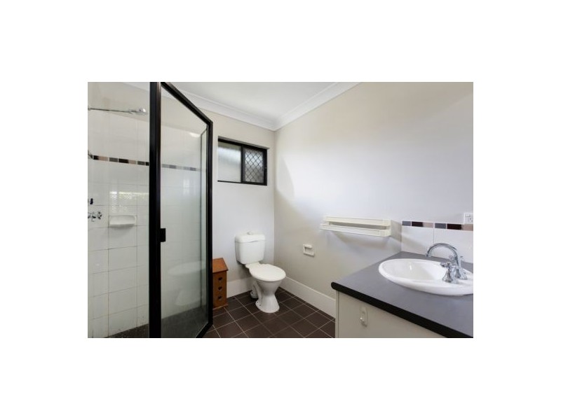 204 Timberlea Drive, Bentley Park QLD 4869