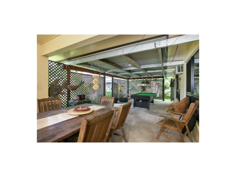 204 Timberlea Drive, Bentley Park QLD 4869