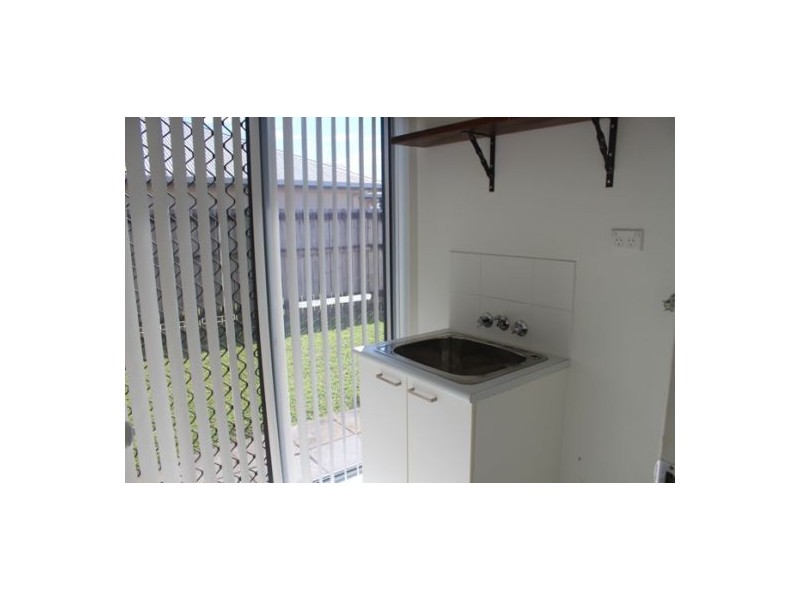 3 Colombia Street, White Rock QLD 4868