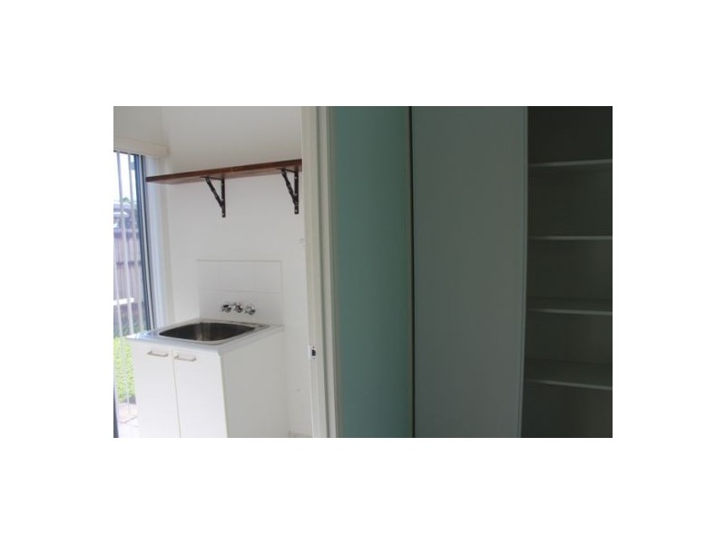 3 Colombia Street, White Rock QLD 4868