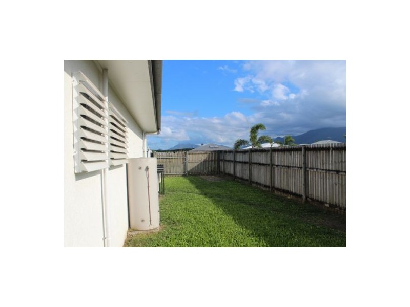 3 Colombia Street, White Rock QLD 4868