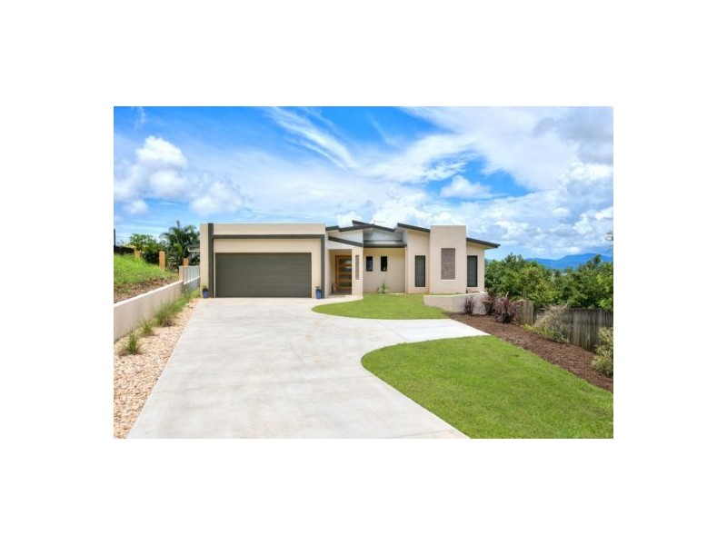 18 Cambanoora Street, Mooroobool QLD 4870