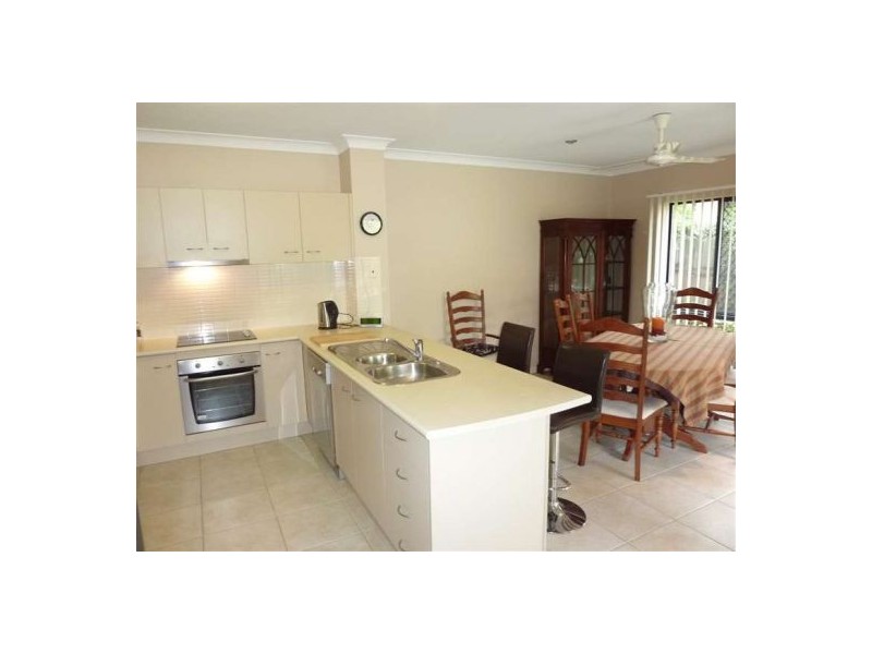 53 Chesterfield, Brinsmead QLD 4870