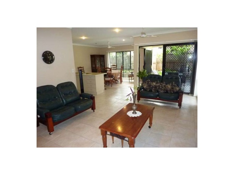 53 Chesterfield, Brinsmead QLD 4870