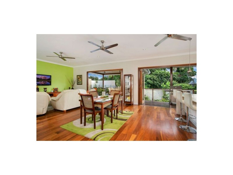 346 Pease Street, Edge Hill QLD 4870