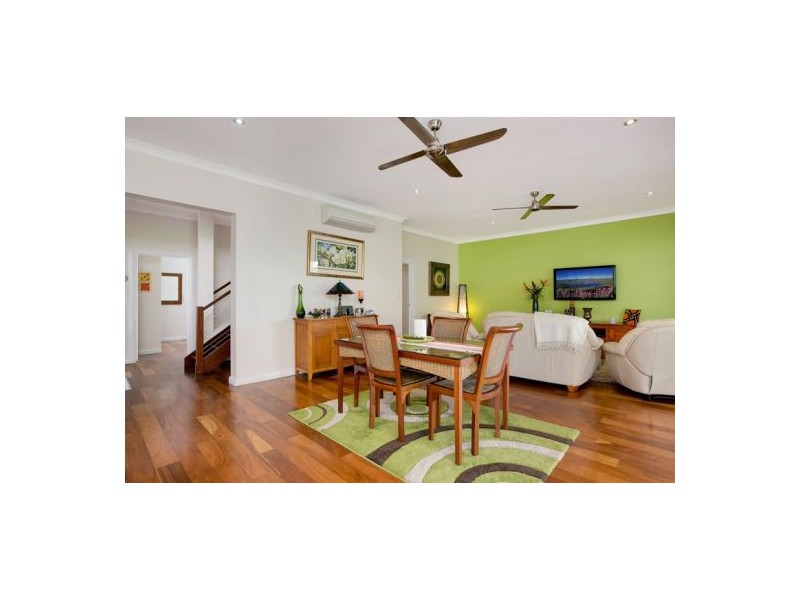 346 Pease Street, Edge Hill QLD 4870