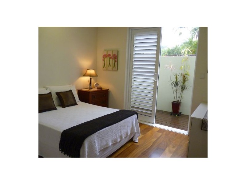 346 Pease Street, Edge Hill QLD 4870