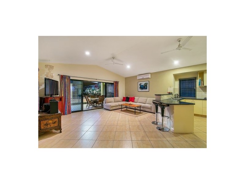 3 Vauclause Close, Brinsmead QLD 4870