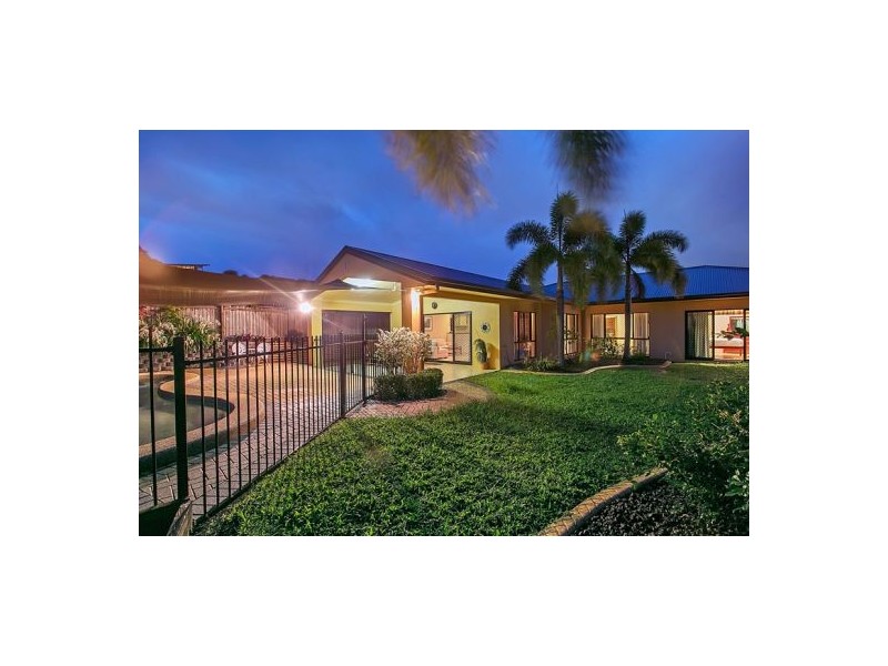 3 Vauclause Close, Brinsmead QLD 4870