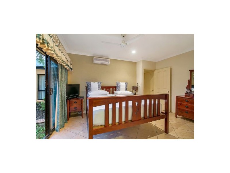 3 Vauclause Close, Brinsmead QLD 4870