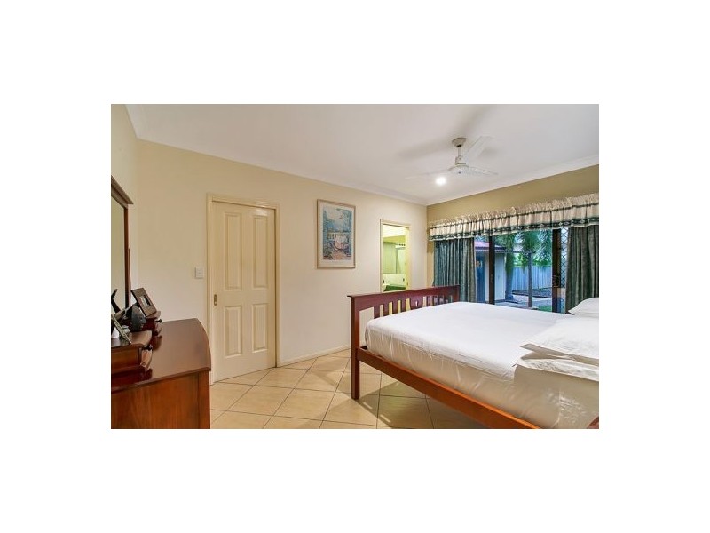 3 Vauclause Close, Brinsmead QLD 4870