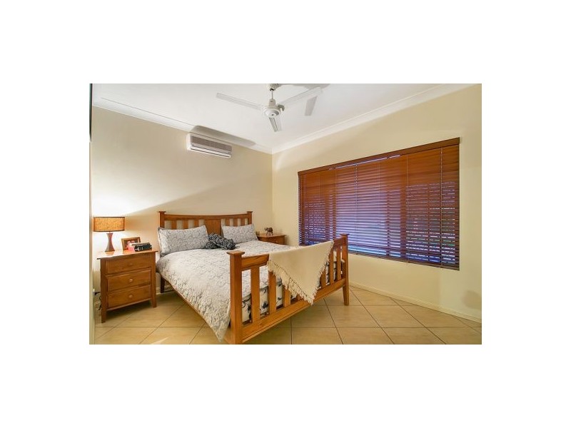 3 Vauclause Close, Brinsmead QLD 4870