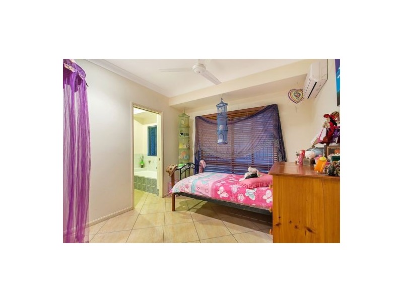 3 Vauclause Close, Brinsmead QLD 4870