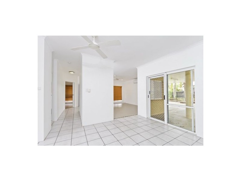 50 Bathurst Drive, Bentley Park QLD 4869