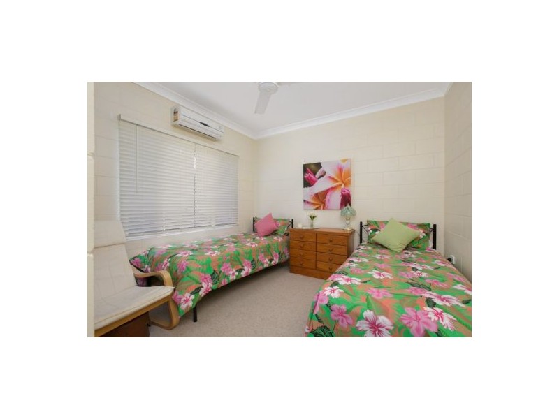 4 Daintree Close, Mount Sheridan QLD 4868