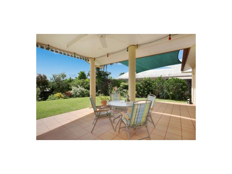 4 Daintree Close, Mount Sheridan QLD 4868