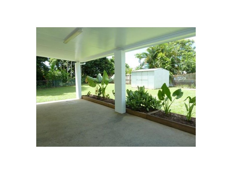 18 Adventure Close, Bentley Park QLD 4869