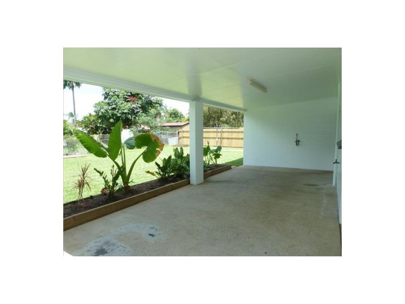 18 Adventure Close, Bentley Park QLD 4869