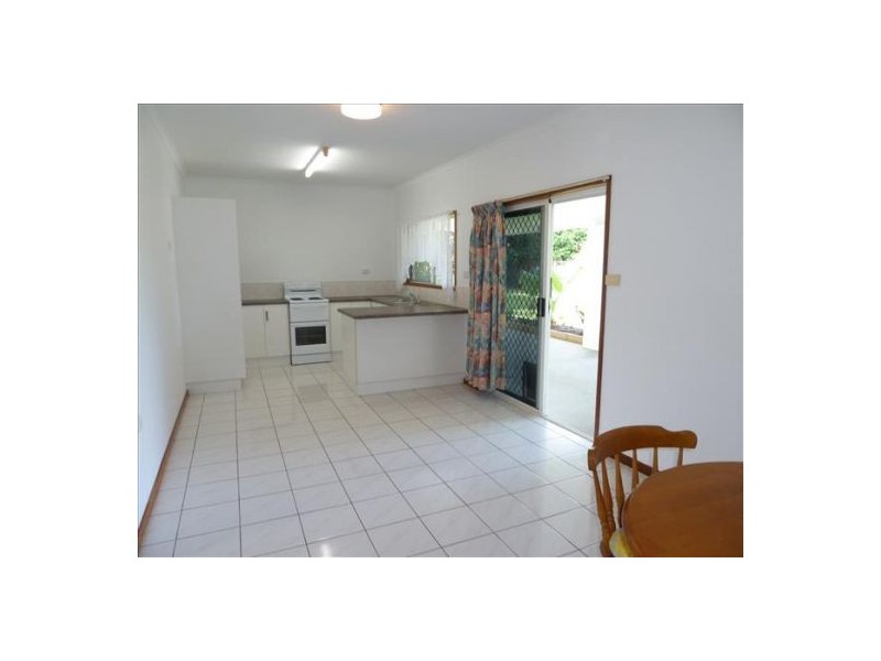 18 Adventure Close, Bentley Park QLD 4869